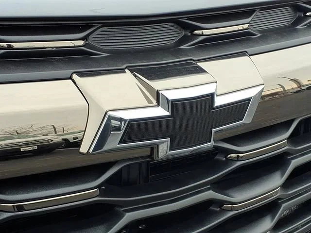 New 2026 Sterling Gray Metallic Chevrolet ACTIV image 22