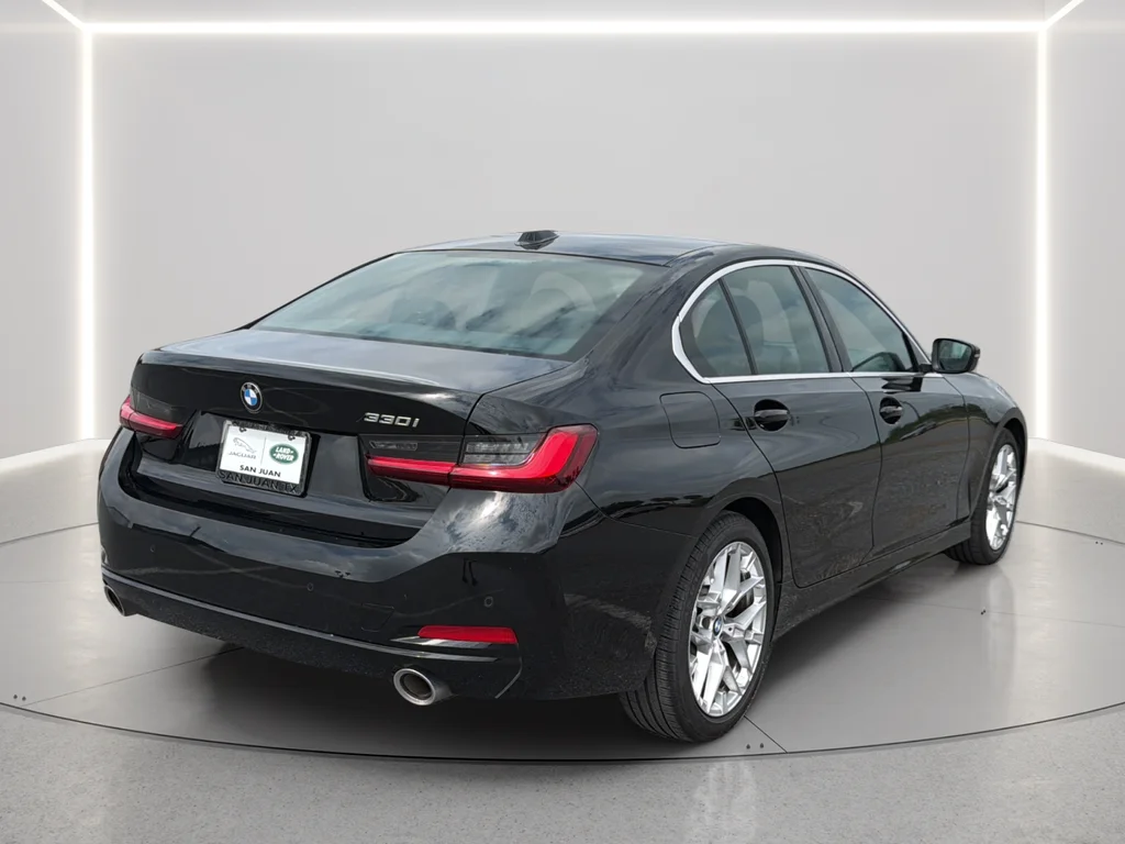 Used 2025 Black BMW 330i image 16