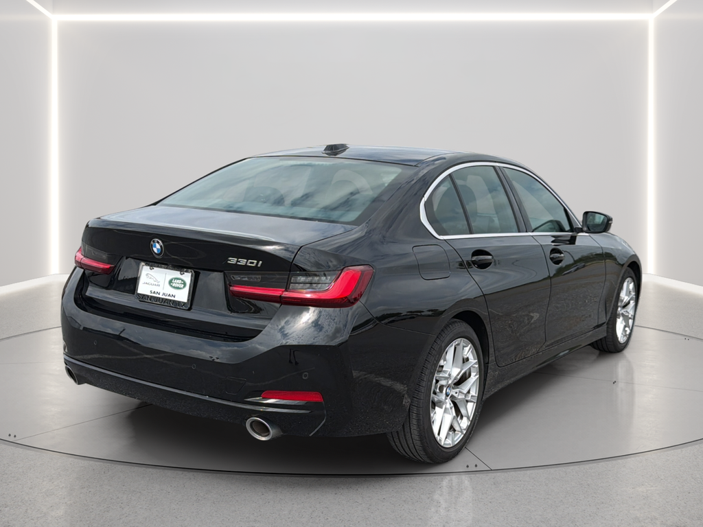 Used 2025 Black BMW 330i image 16