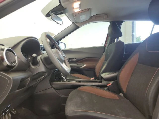 Used 2023 Red Nissan SR image 14