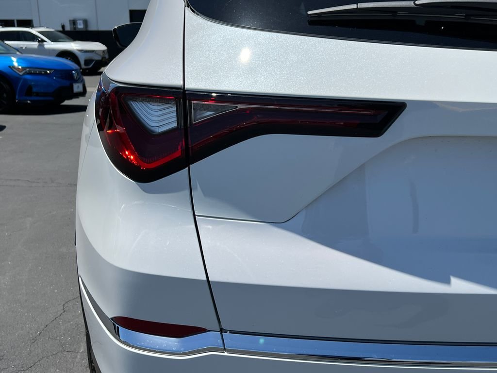 New 2026 Platinum White Pearl Acura Technology Package image 11