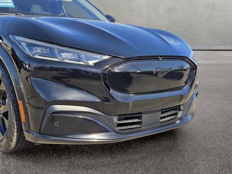 Used 2023 Shadow Black FORD PREMIUM AWD image 8