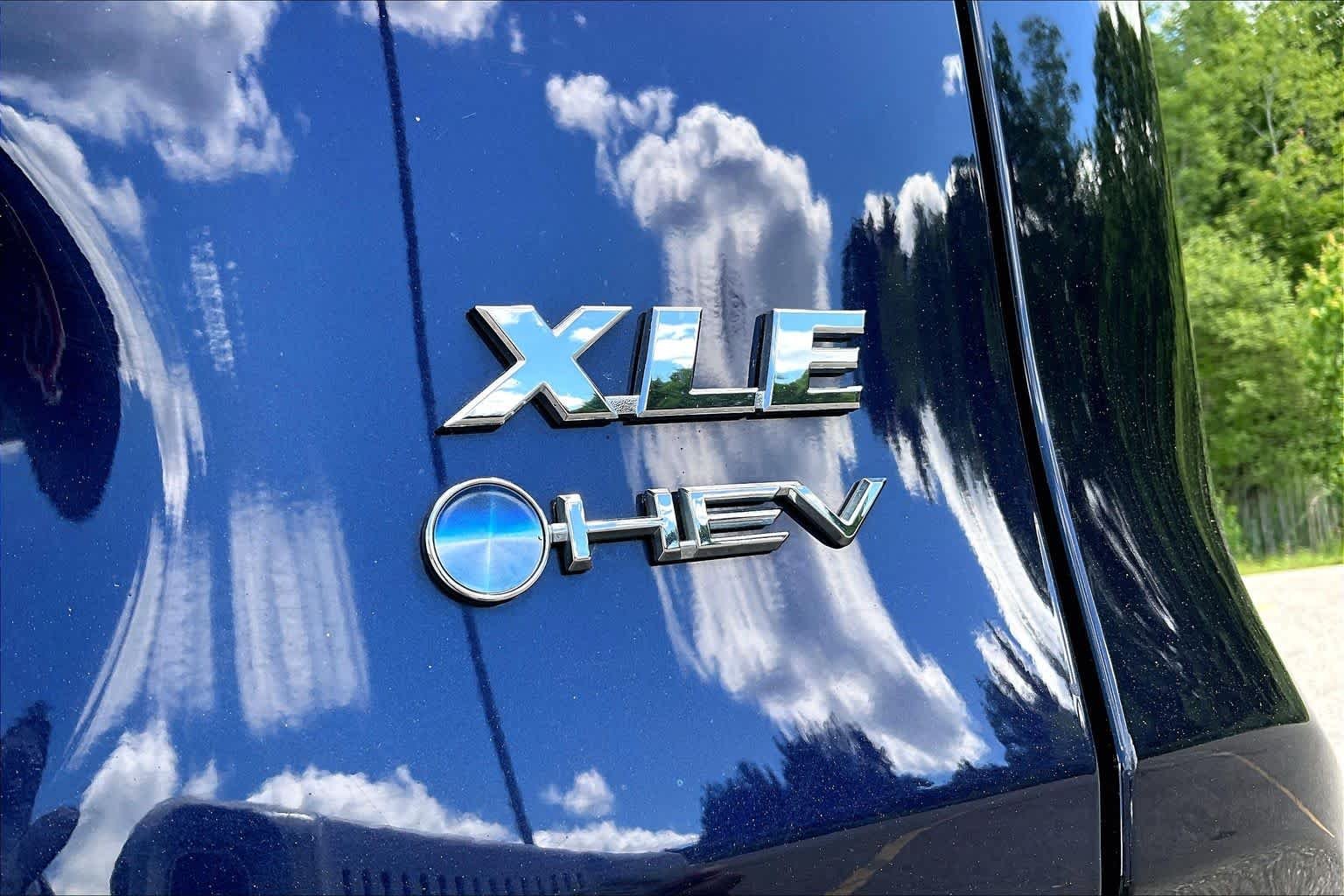 Used 2025 Blueprint Toyota Hybrid XLE image 10