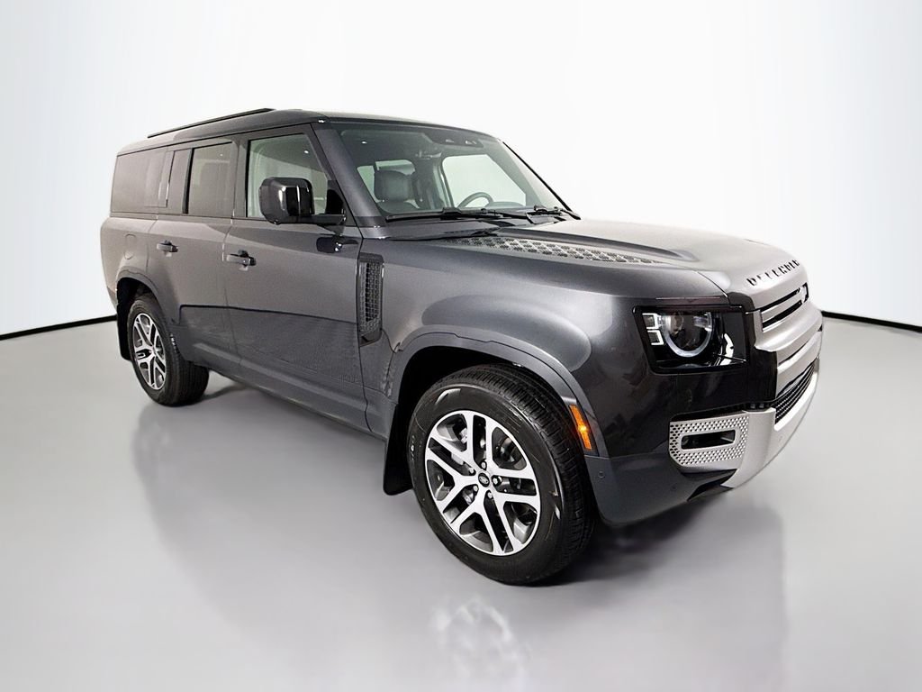 New 2025 Carpathian Grey Land Rover S image 7