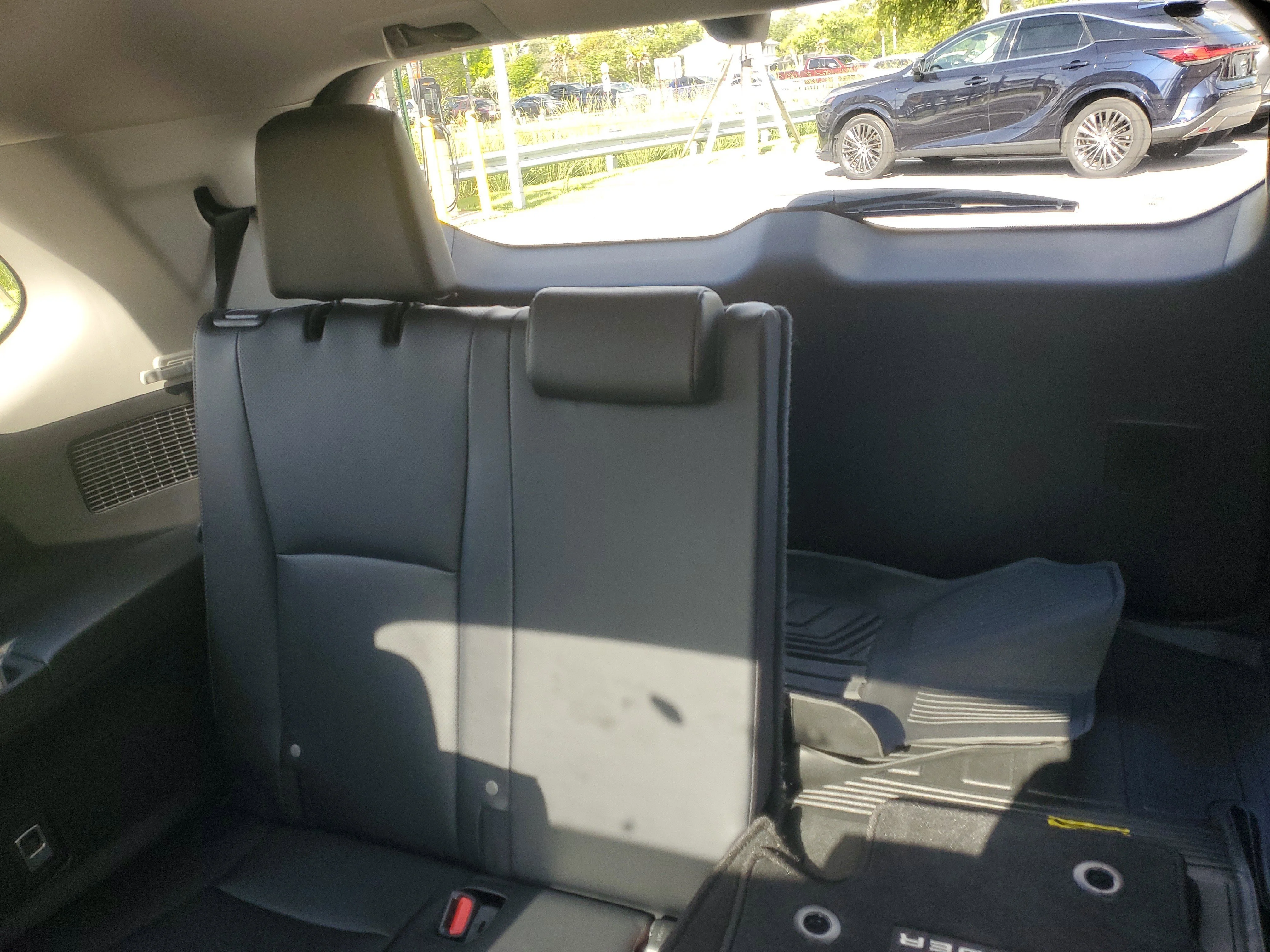 Used 2024 Cloud Toyota Platinum image 14