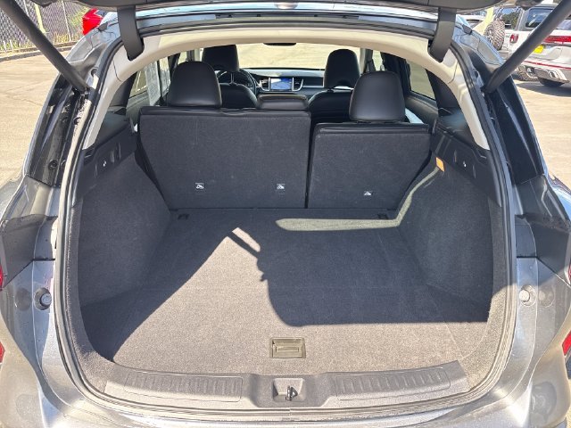 Used 2019 Graphite Shadow INFINITI ESSENTIAL image 13