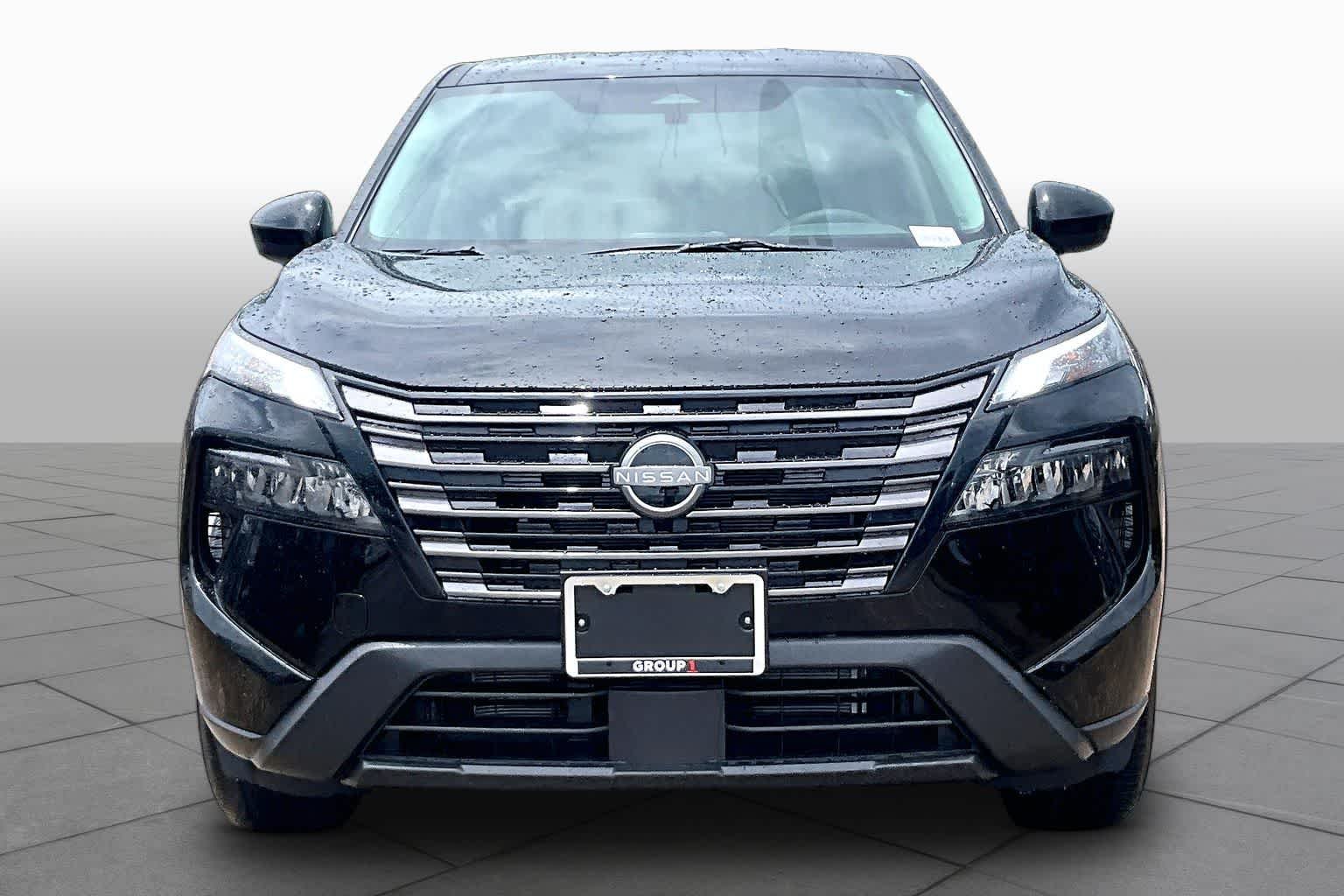 New 2026 Super Black Nissan SV image 3