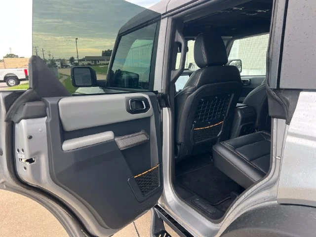 Used 2023 Silver Ford Badlands image 37