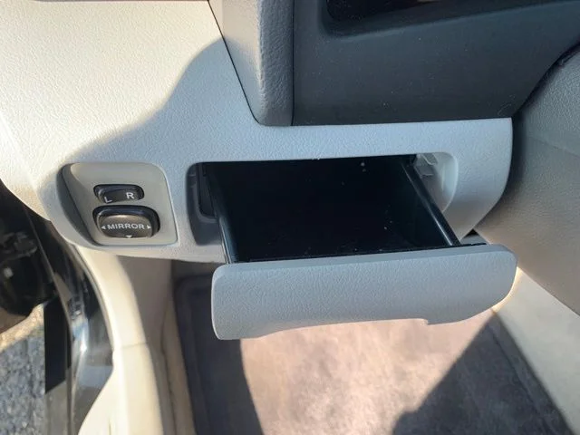 Used 2010 Black Toyota XLE image 25