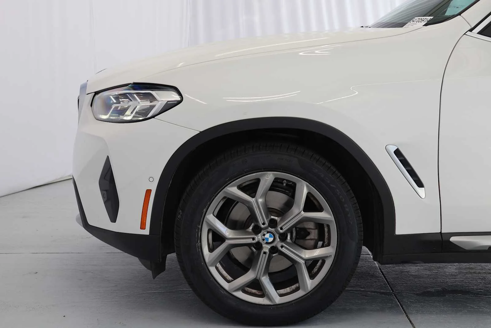 Certified Used 2024 Alpine White BMW sDrive30i image 7