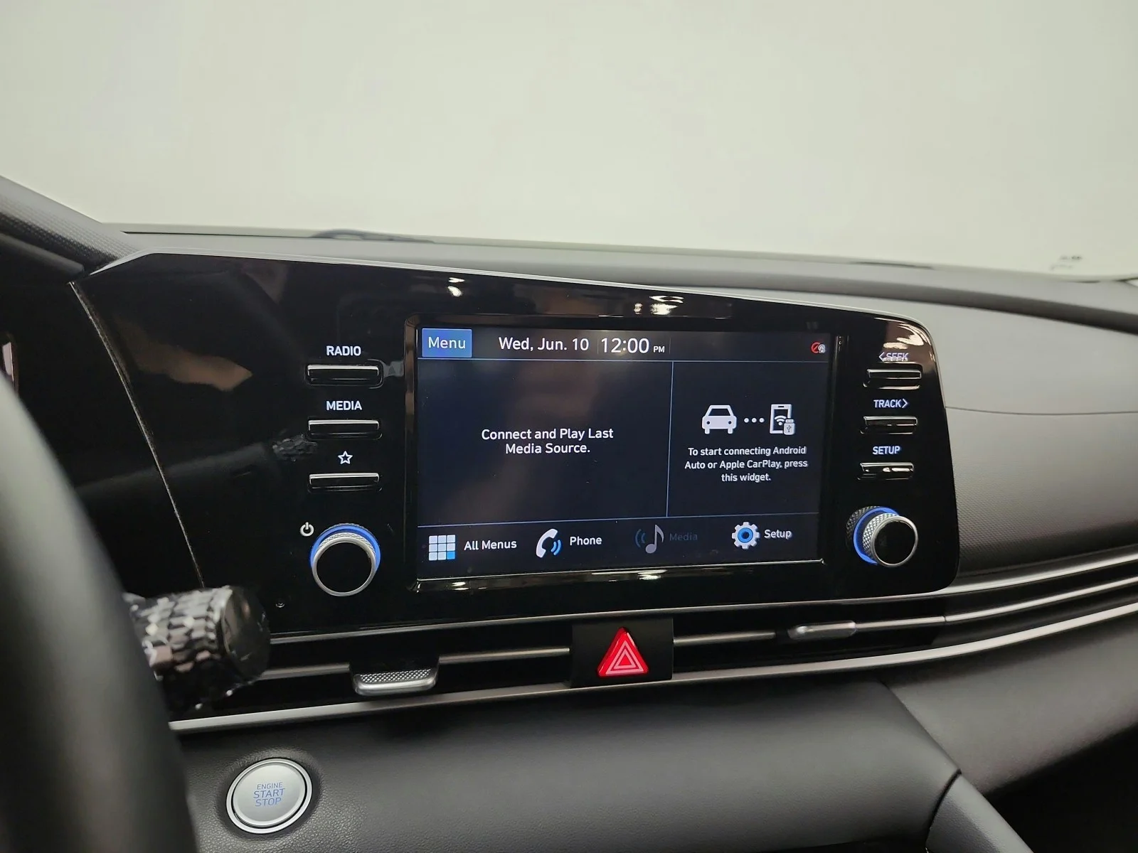 Used 2021 Shimmering Silver Pearl Hyundai SEL IVT image 9