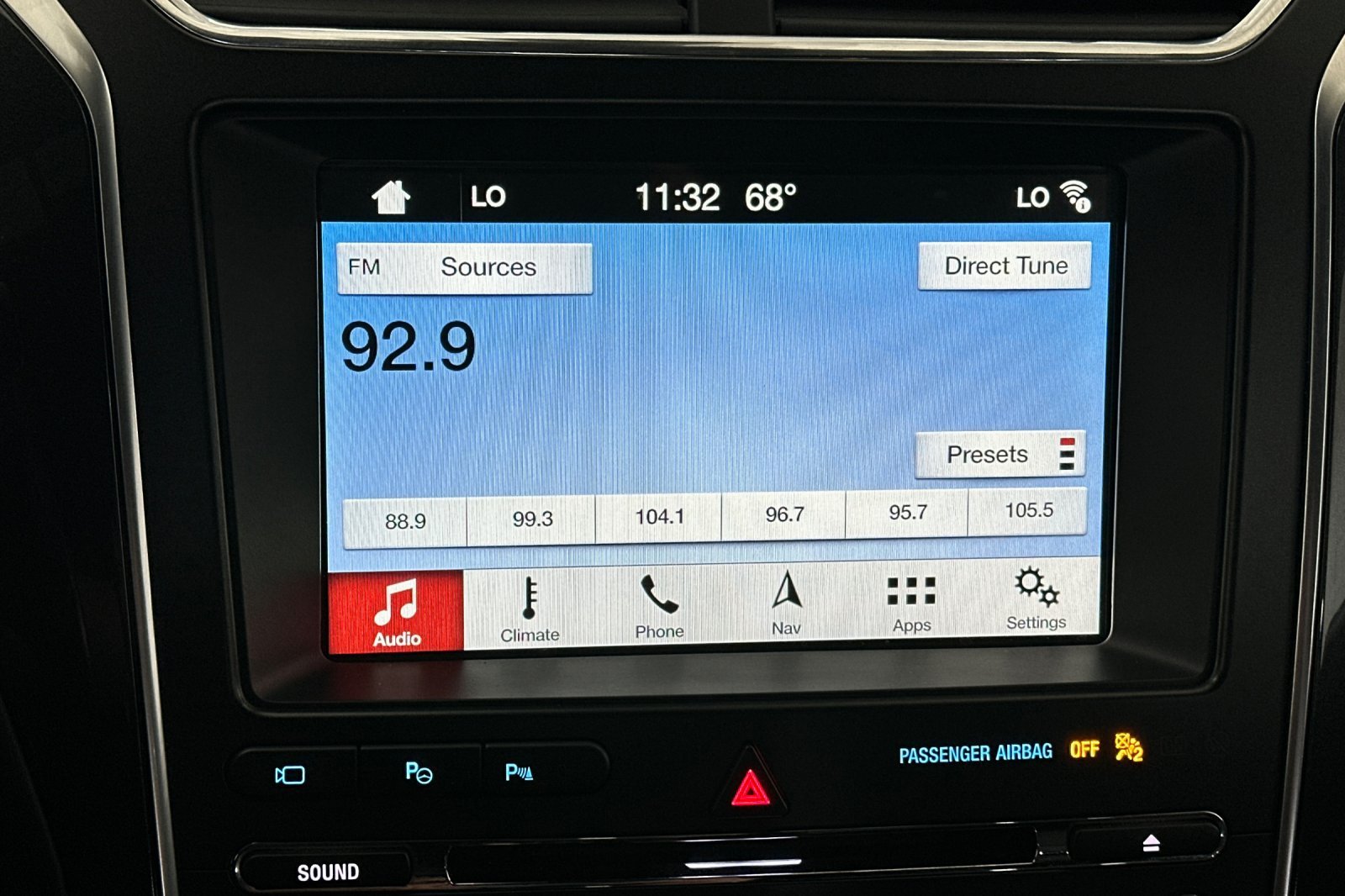 Used 2018 Gray Ford Platinum image 20