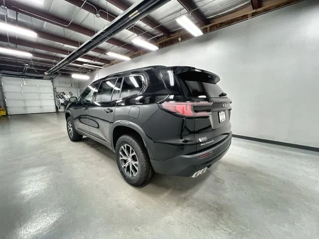 2027 GMC Acadia AT4 - Photo 6