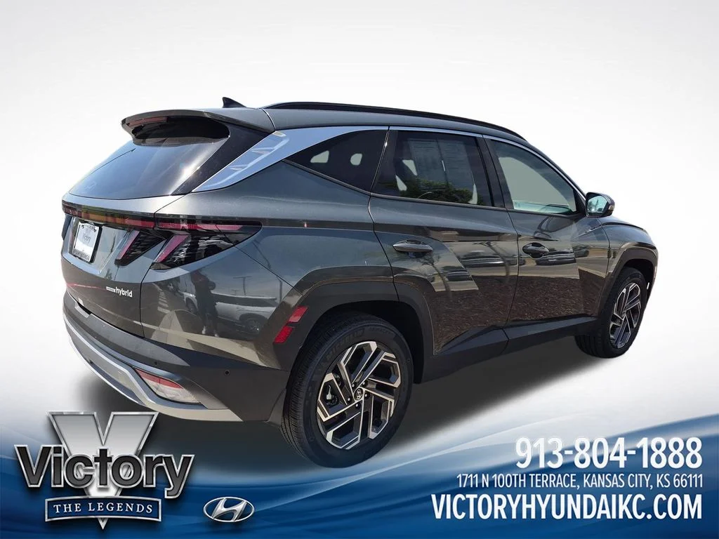 Used 2025 Gray Hyundai Limited image 5