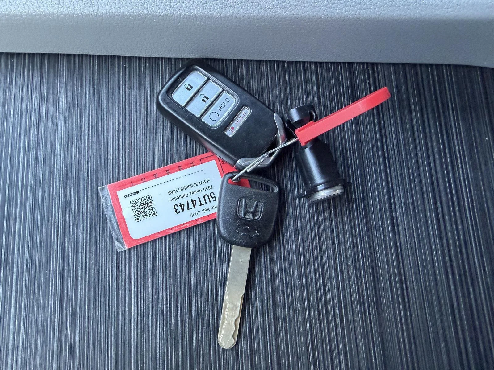 Used 2019 Forest Mist Metallic Honda RTL image 14