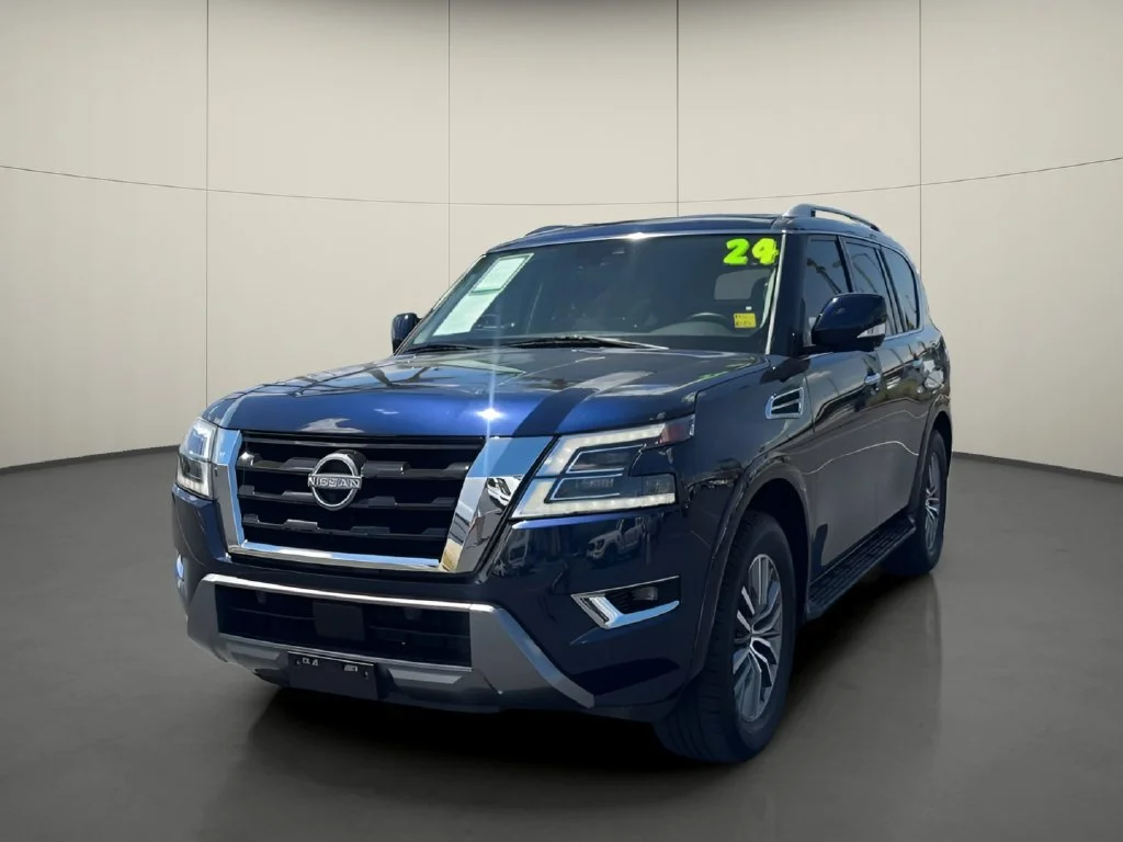 Used 2024 Blue Nissan SL image 3