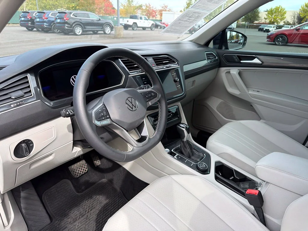 Used 2022 Atlantic Blue Metallic Volkswagen 2.0T SE image 17