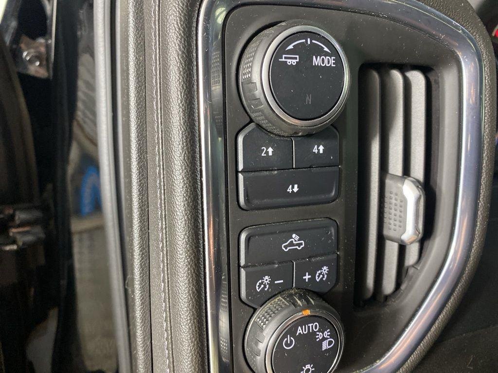 Used 2022 Black Chevrolet LT image 12