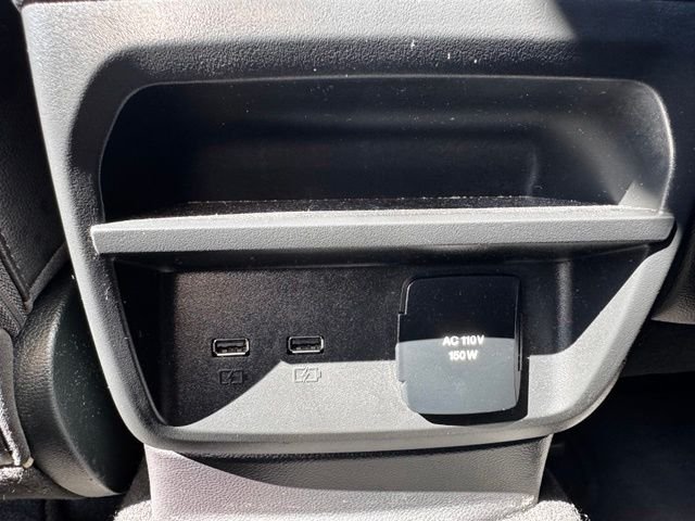 Used 2022 Oxford White Ford Lariat image 13