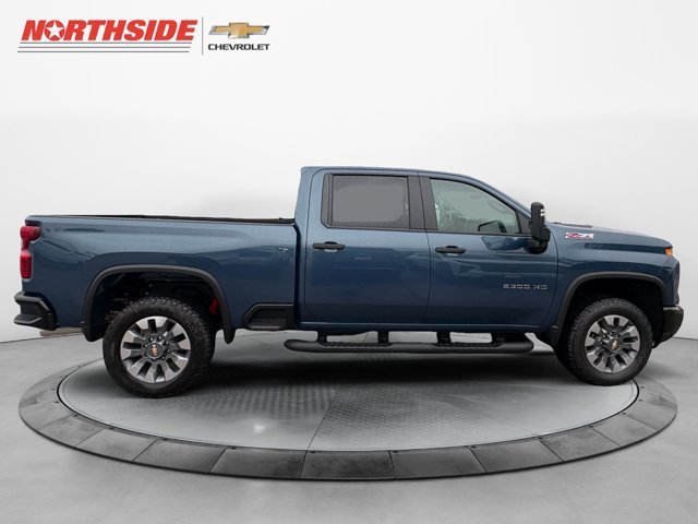 2026 Chevrolet Silverado 2500 HD Custom - Photo 9