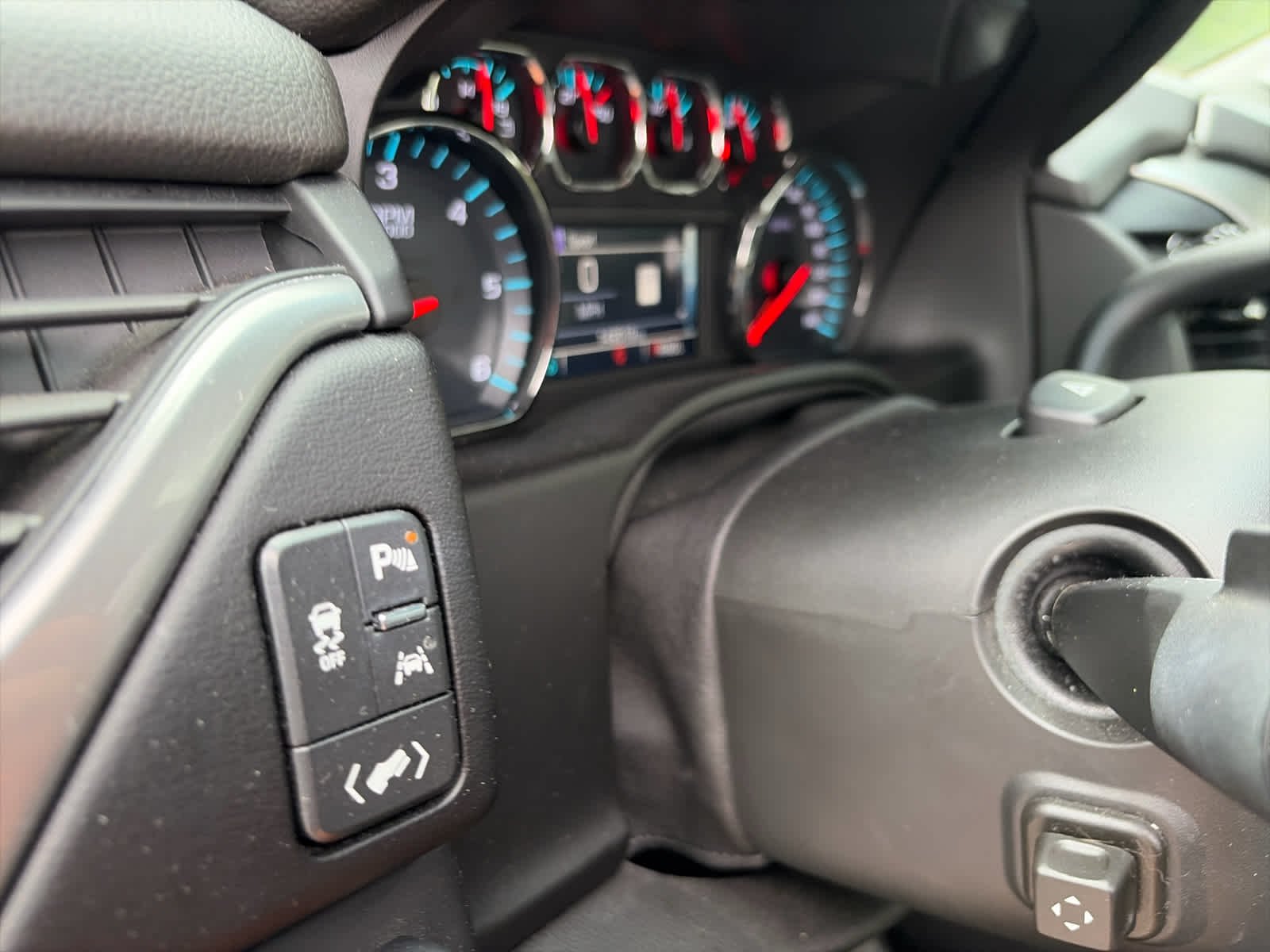Used 2019 Shadow Gray Metallic Chevrolet Premier image 39