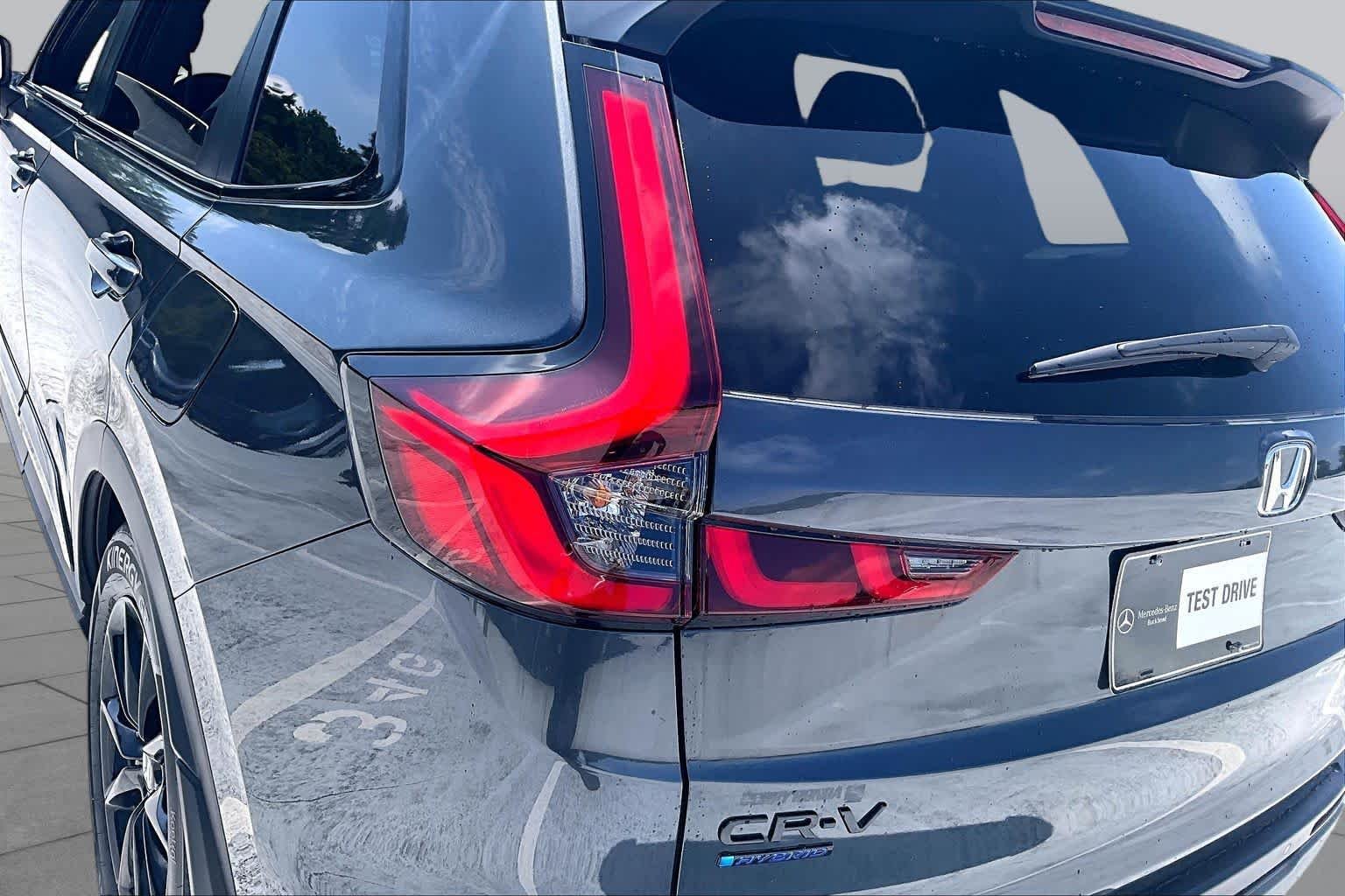 Used 2026 Meteorite Gray Metallic Honda Sport-L image 28
