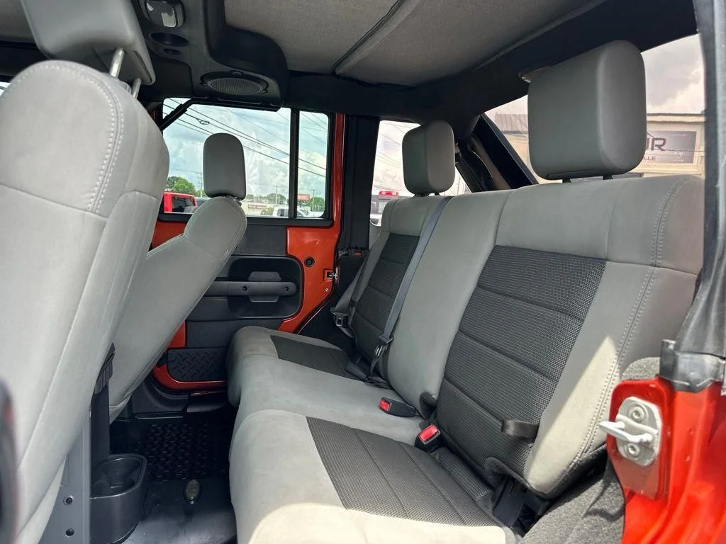 Used 2009 Orange Jeep Unlimited X image 17