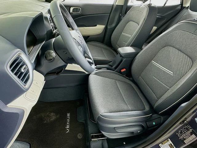 New 2026 Hyundai VENUE SEL