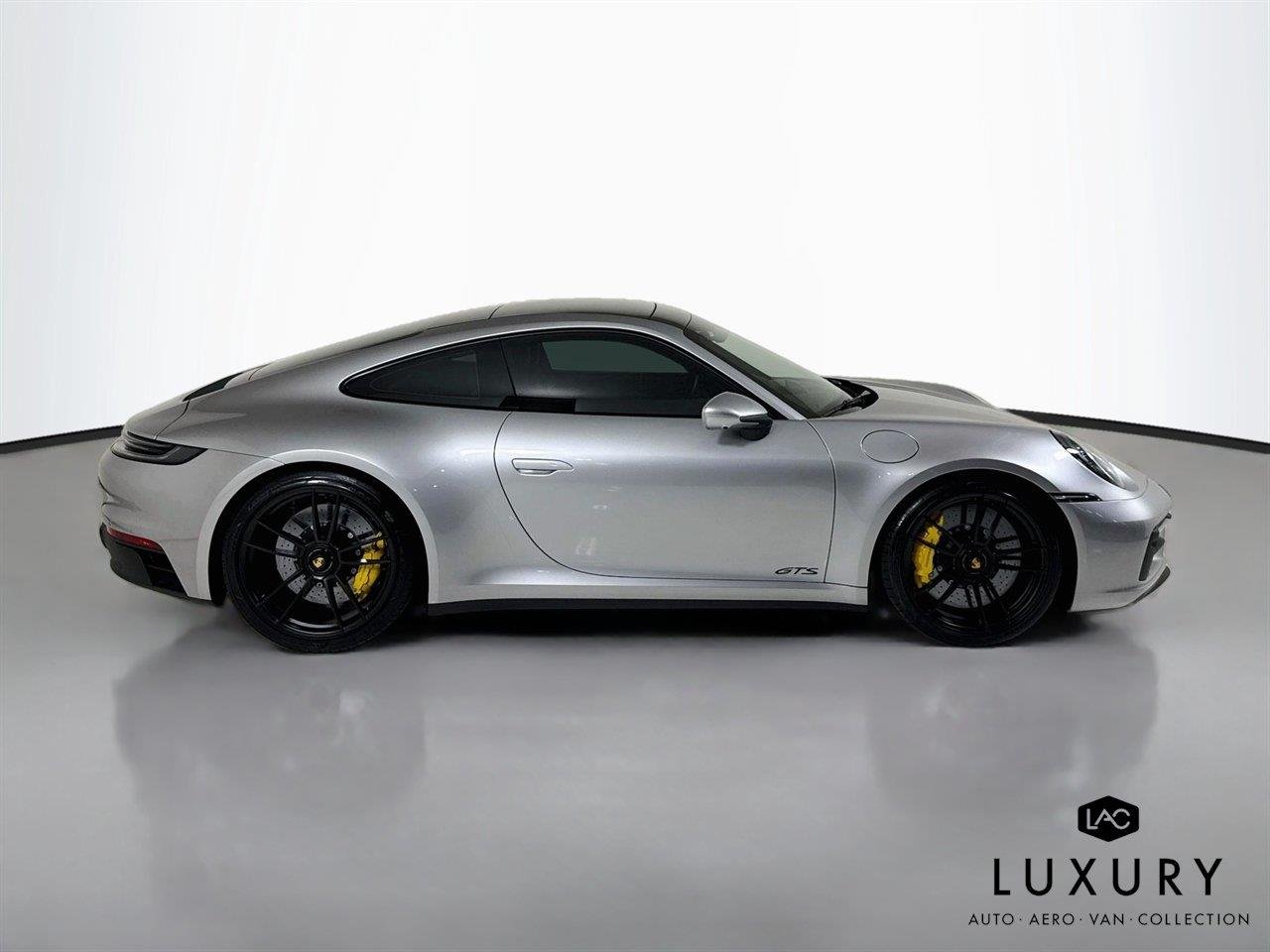 Used 2024 GT Silver Metallic Porsche Carrera GTS | Ceramic Brakes | Ventilated Seats | Only 4K Miles image 4