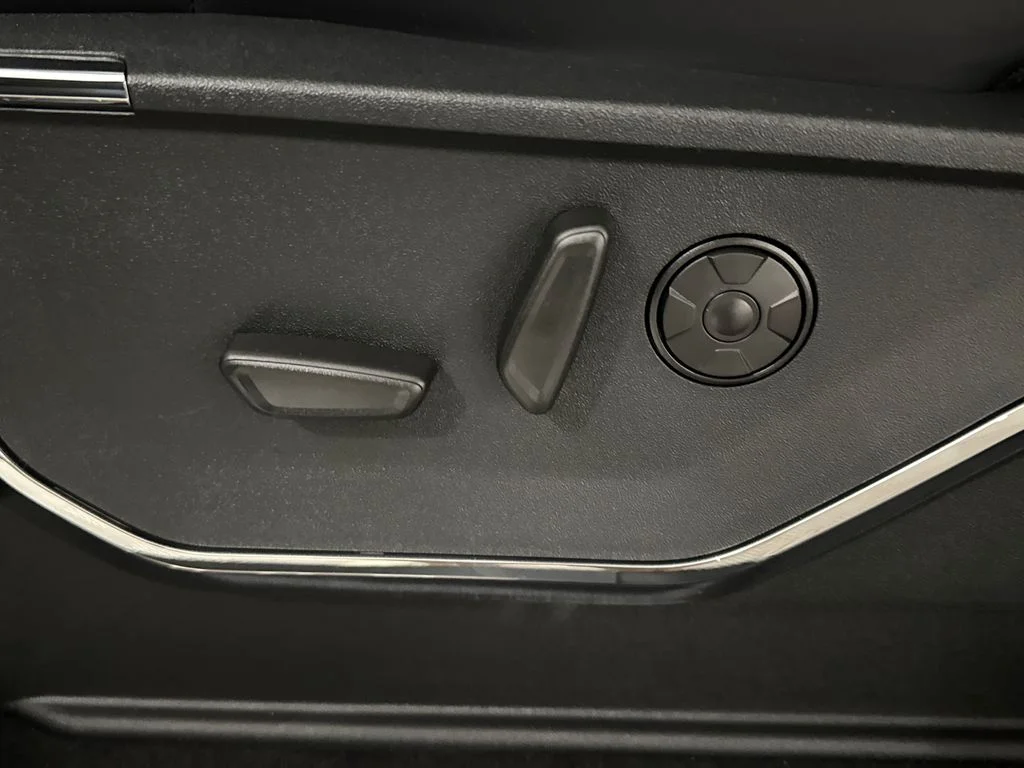 New 2026 White Ford Platinum image 26