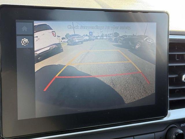 2025 Hyundai Venue SEL - Photo 5