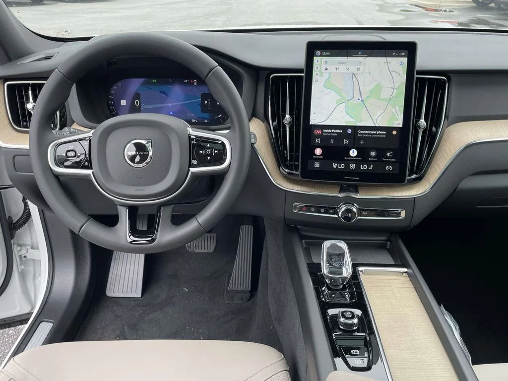 New 2026 Crystal White Metallic Volvo Plus image 4