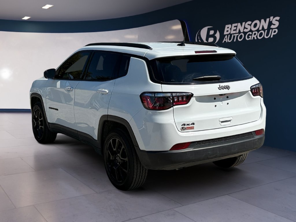 Used 2026 White Jeep Latitude image 3