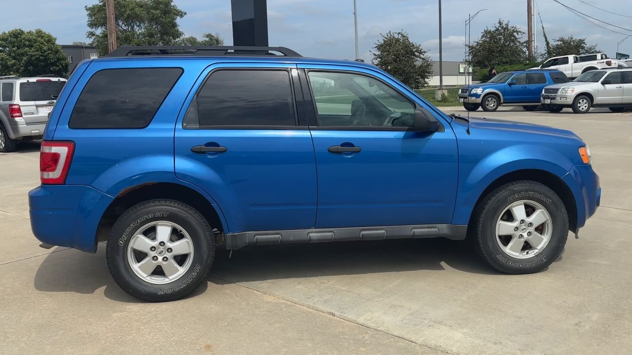 2012 Ford Escape XLT photo 2