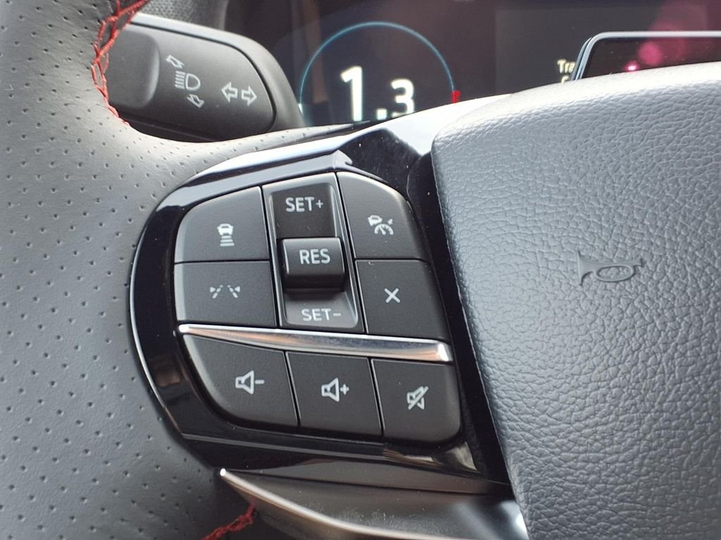 New 2027 Avalanche Gray Ford ST-Line image 16