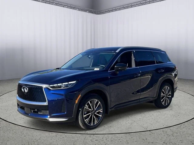 New 2027 GRAND BLUE INFINITI Luxe AWD image 3