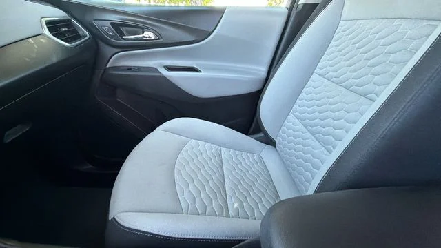 Used 2021 Silver Ice Metallic Chevrolet LT image 23