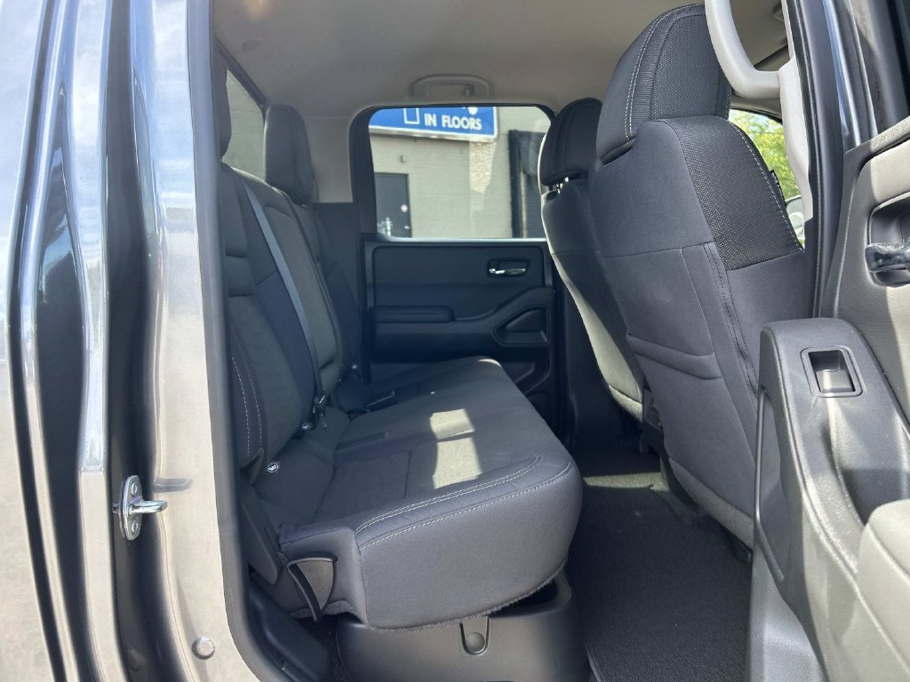 Used 2024 Gray Nissan SV image 15