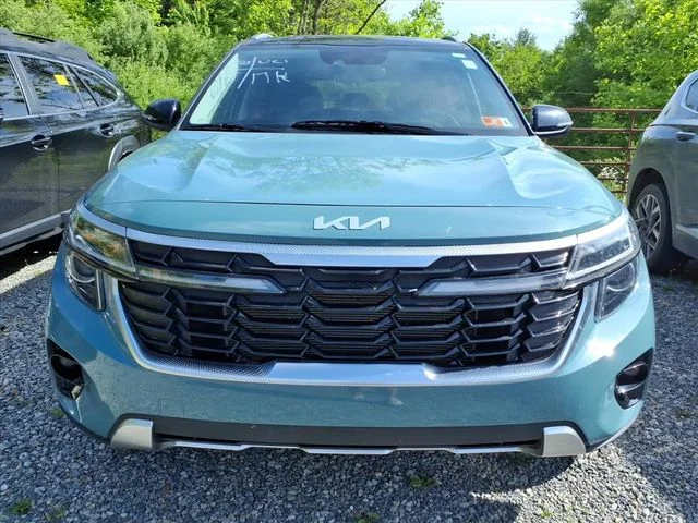 Used 2025 Blue Kia S image 7