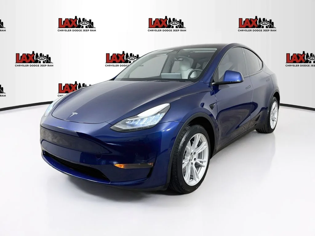 Used 2022 Blue Tesla Long Range image 3