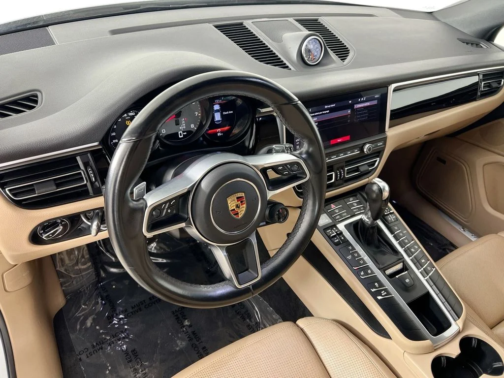 Used 2020  Porsche S image 9