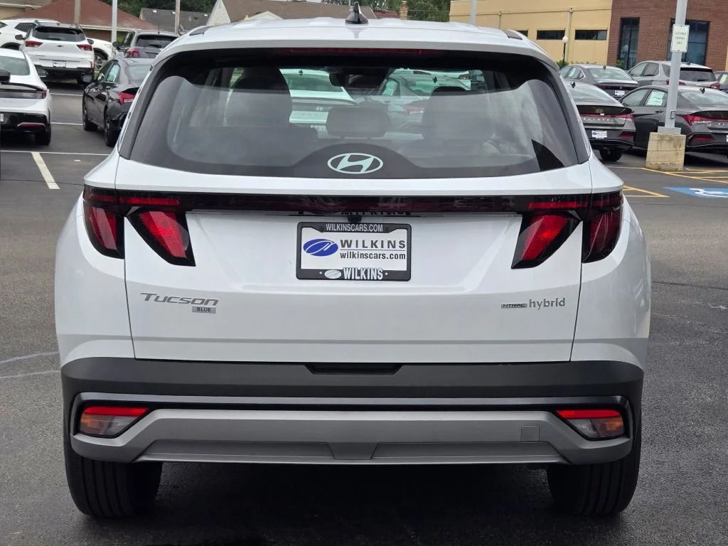 New 2026 White Pearl Hyundai Blue SE image 12