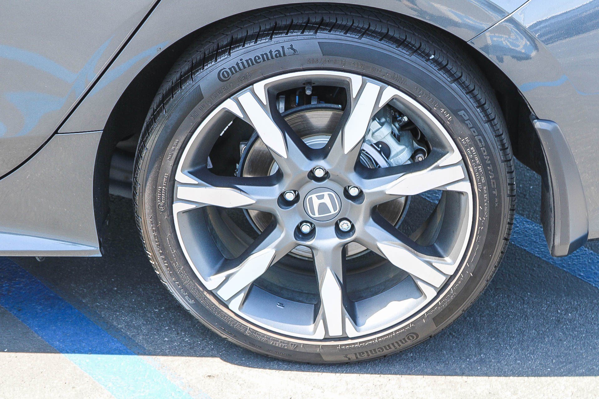 2025 Honda Civic Sport Touring - Photo 38