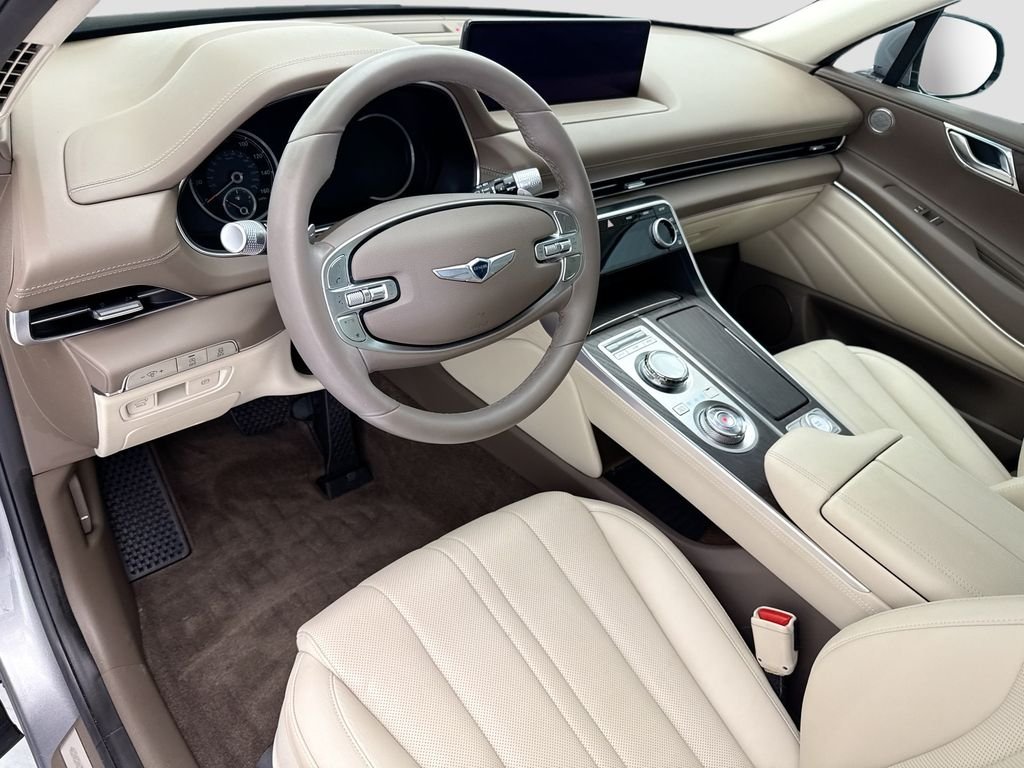 Used 2024 Silver Genesis 2.5T image 9