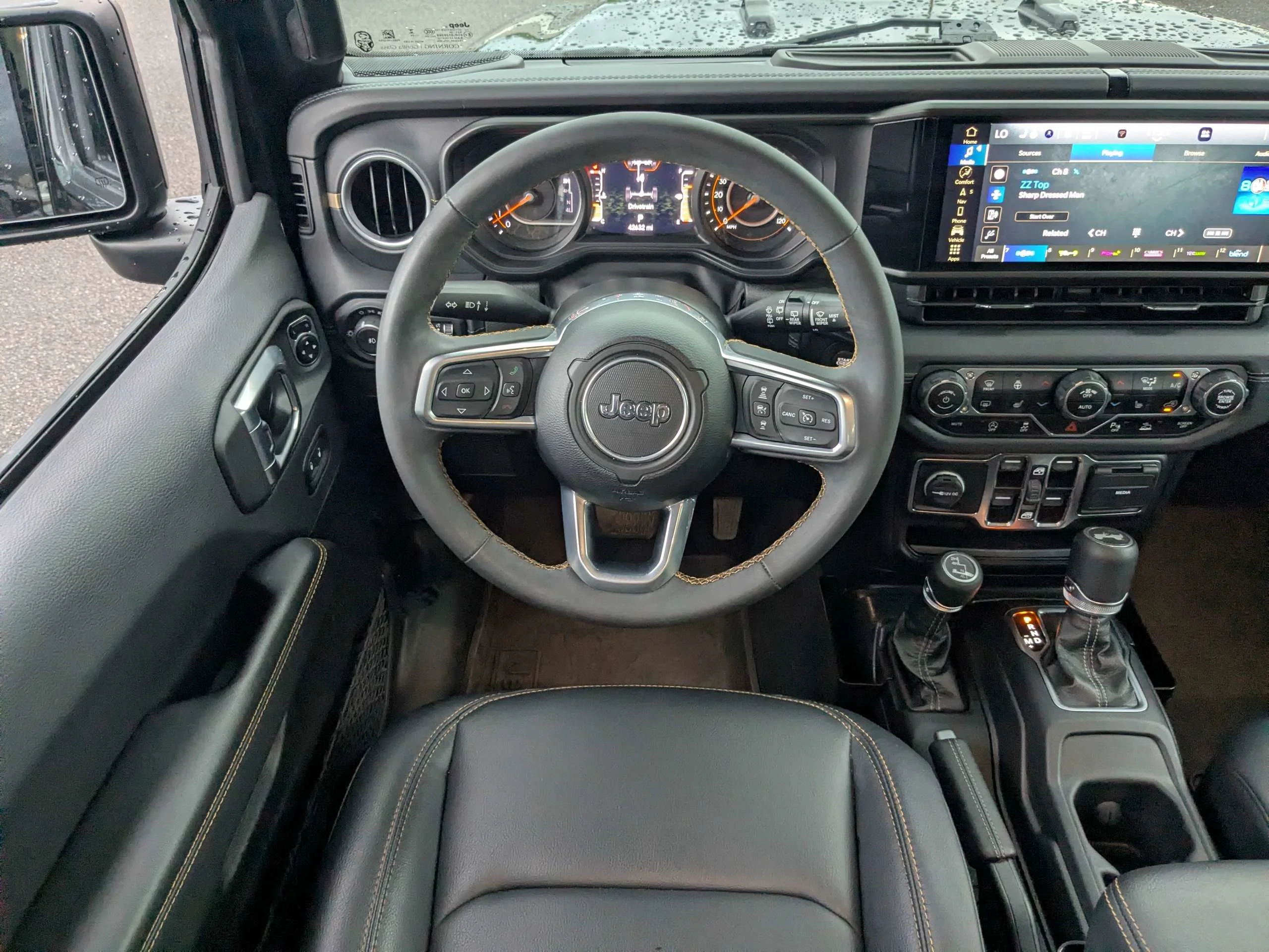 2024 Jeep Wrangler 4-Door Sahara - Photo 18
