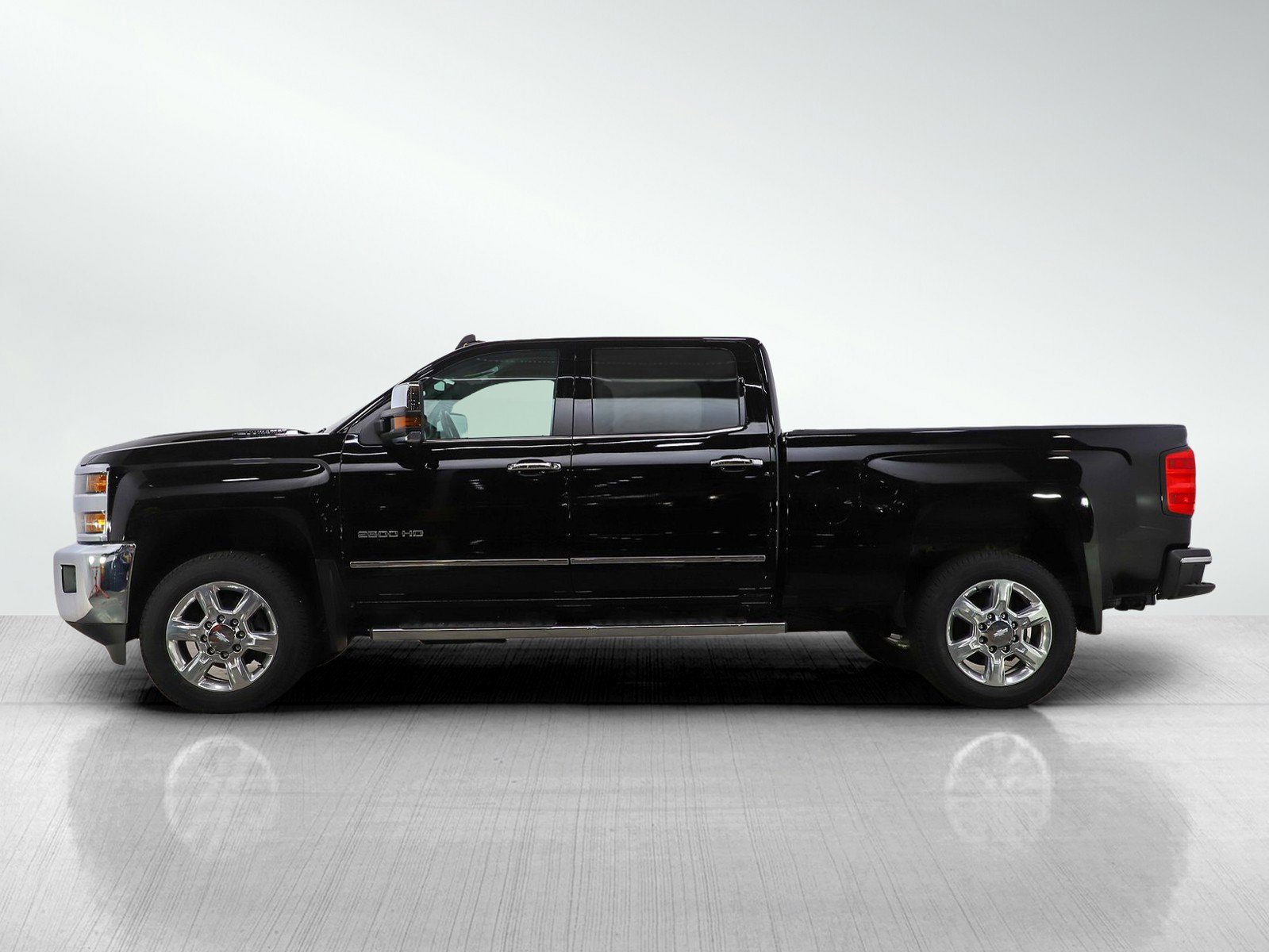 Used 2019 Chevrolet Silverado 2500HD LTZ with VIN 1GC1KTEY8KF130641 for sale in Bloomington, Minnesota