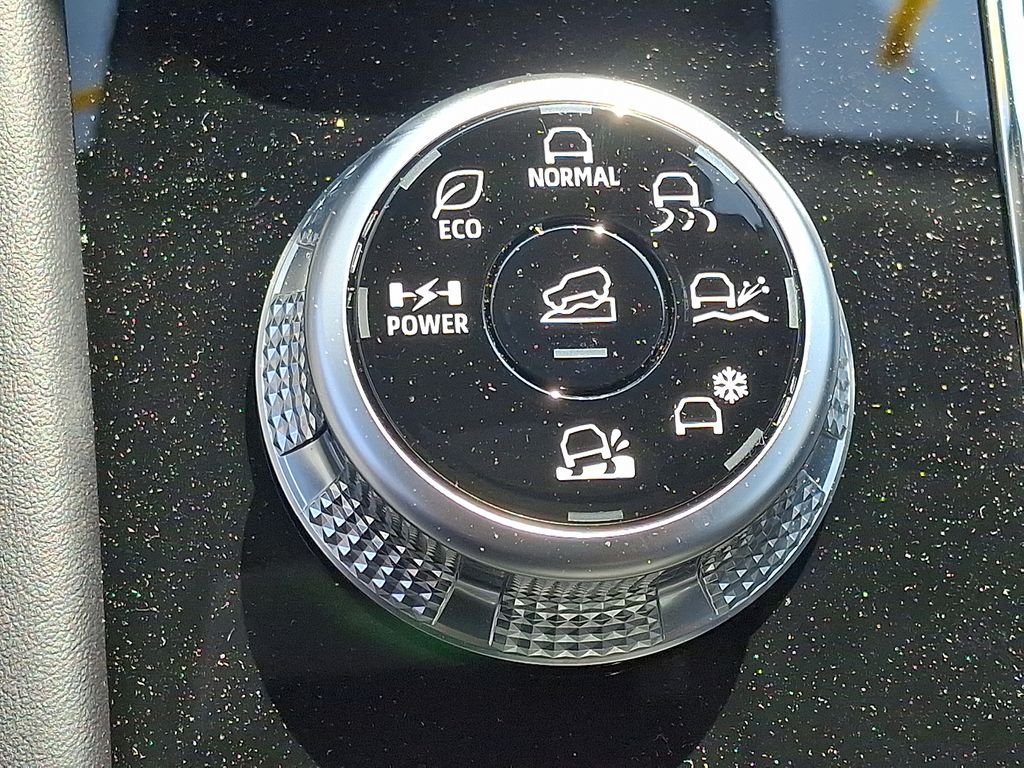 2026 Nissan Rogue Plug-In Hybrid — photo 17