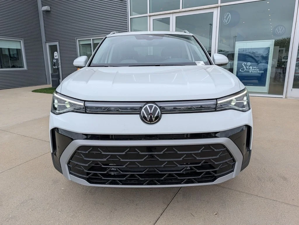 New 2026 White Volkswagen 1.5T SEL image 8