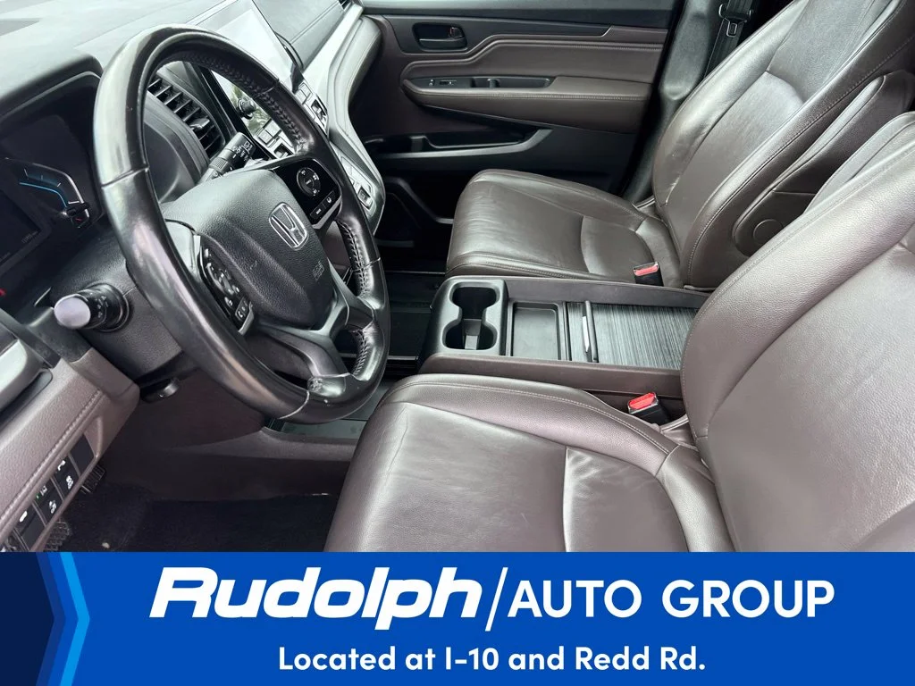 Used 2018 Forest Mist Metallic Honda Touring image 9