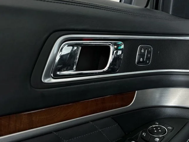 2016 Ford Explorer Platinum - Photo 32